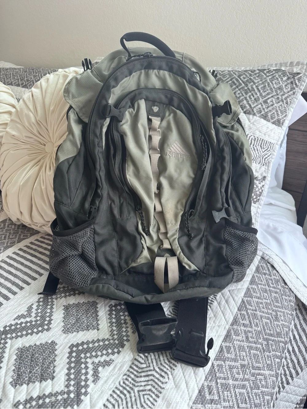 Kelty Redwing 2650 Internal Frame Backpack